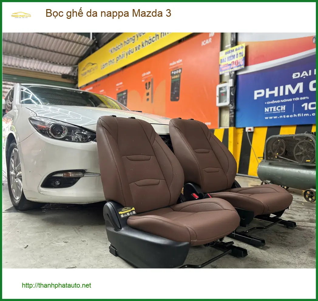 Chị Thảo bọc ghế da nappa Mazda 3 tại Quận Gò Vấp để nội thất sang trọng hơn ảnh thực tế 2