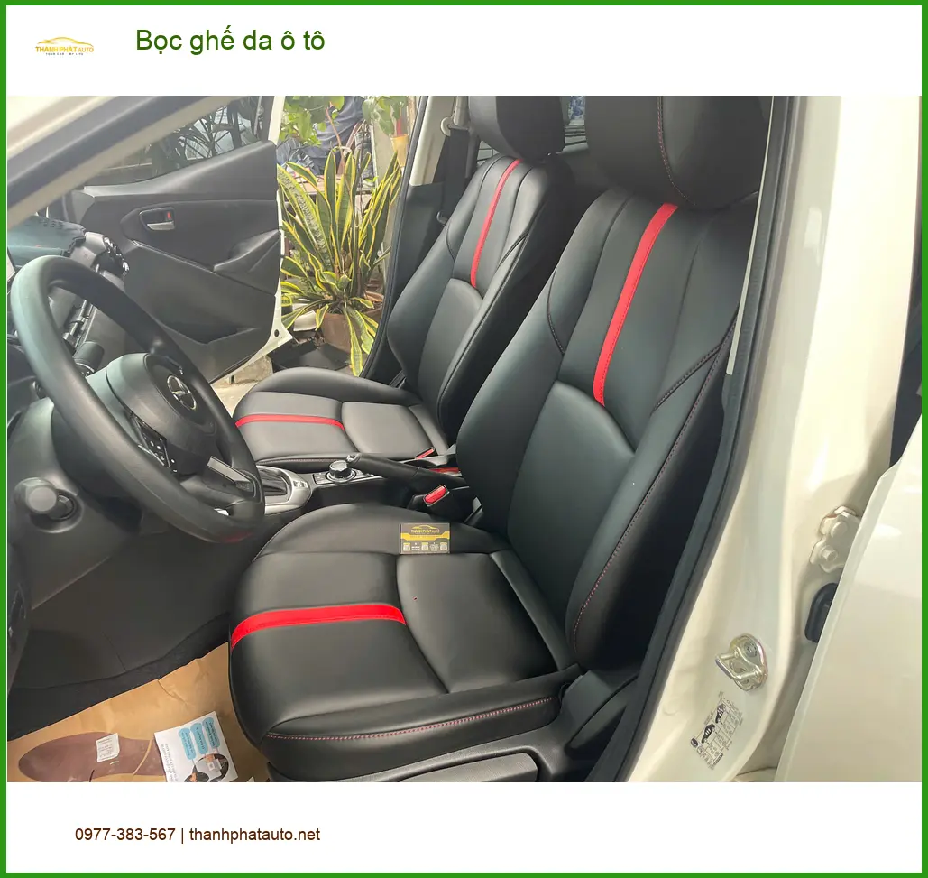 Chú Cường bọc ghế da Mazda 3 tại Quận 11 để xe dễ vệ sinh, thẩm mỹ hơn ảnh thực tế 2
