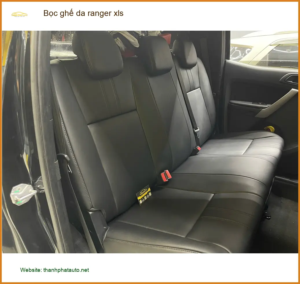 Anh Khải bọc ghế da Ranger XLS ở Quận Tân Bình để làm mới nội thất ảnh thực tế 2