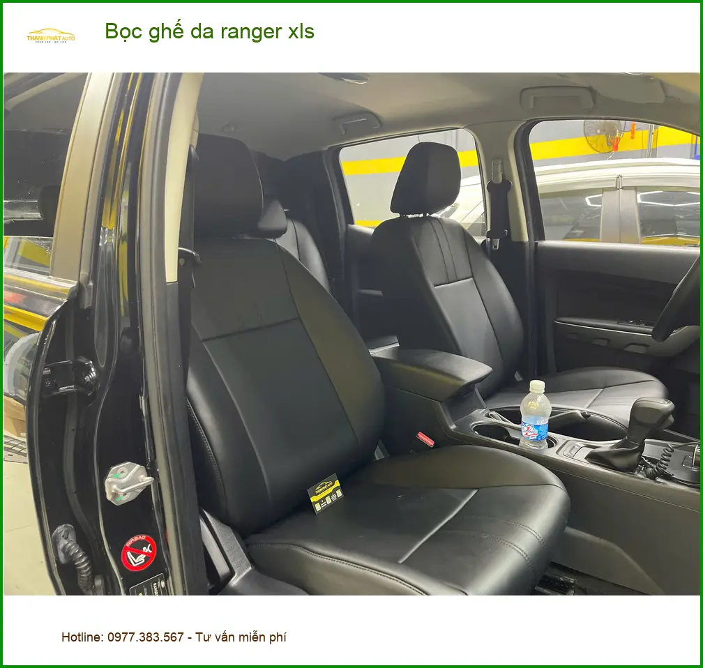 Anh Khải bọc ghế da Ford Ranger XLS tại Hóc Môn vì ghế cũ đã sờn ảnh thực tế 3