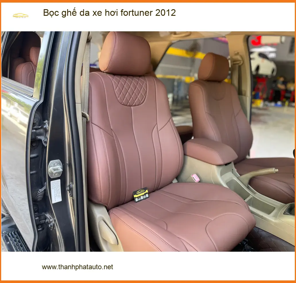 Chú Mười bọc ghế da xe hơi Fortuner 2012 tại Quận Phú Nhuận giữ nội thất luôn mới ảnh thực tế 4