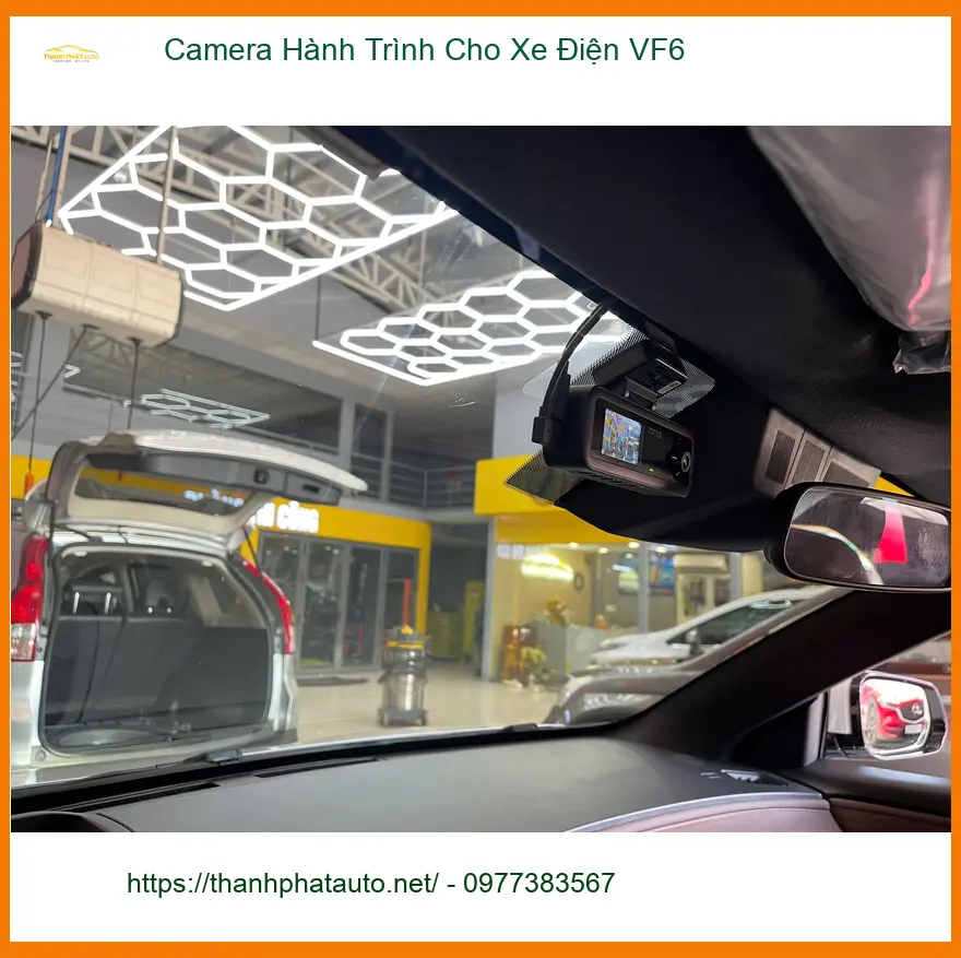 Cô Tư lắp Camera Hành Trình Cho Xe Điện VF6 Quận 9 để ghi lại hành trình an toàn ảnh thực tế 5