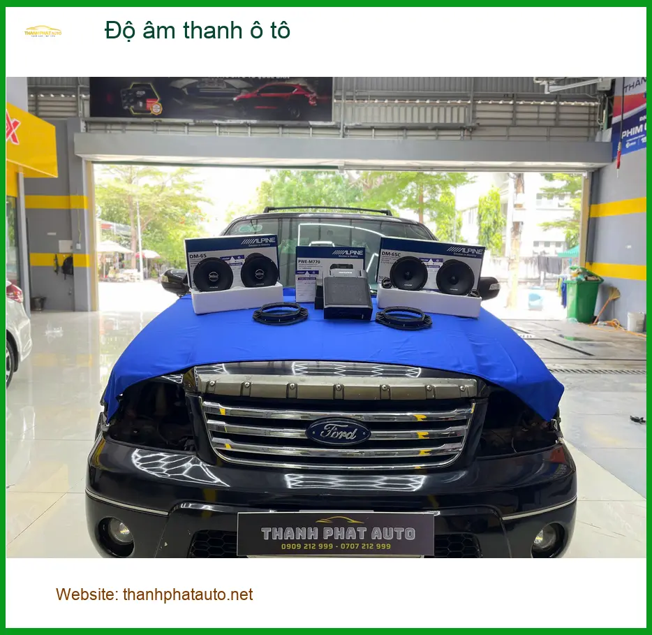 Anh Quốc Việt độ âm thanh ô tô cho Ford Everest tại Quận Bình Tân ảnh thực tế 3
