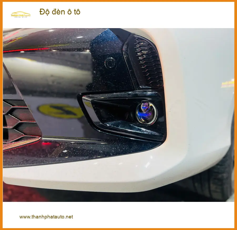 Chị Linh độ đèn ô tô Hyundai Kona tại Quận Gò Vấp vì đèn zin quá yếu khi đi đêm ảnh thực tế 3