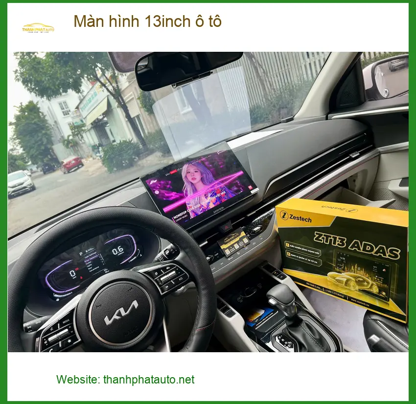 Anh Tùng nâng cấp màn hình 13inch ô tô cho Kia Carnival tại Quận Bình Tân ảnh thực tế 2