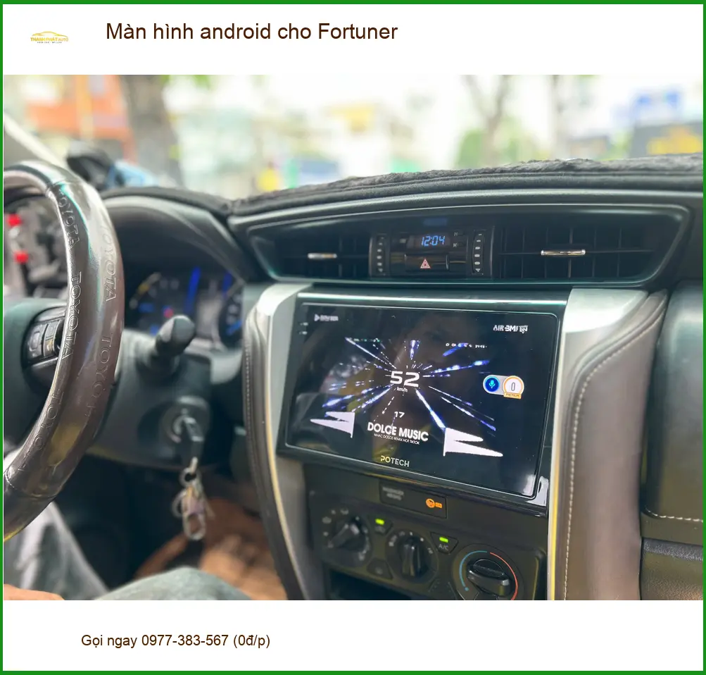 Anh Kiệt lắp màn hình android cho Fortuner tại Quận 5 để giải trí trên đường dài