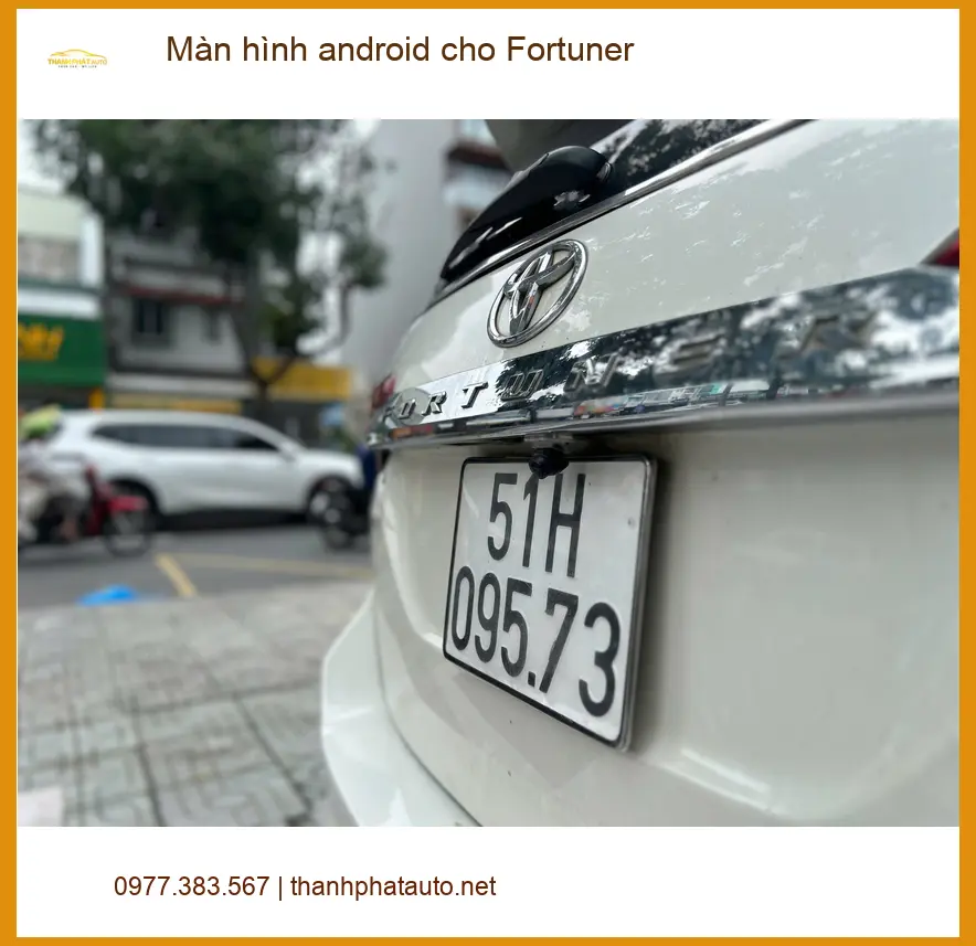 Anh Kiệt lắp màn hình android cho Fortuner tại Quận 5 để giải trí trên đường dài ảnh thực tế 4