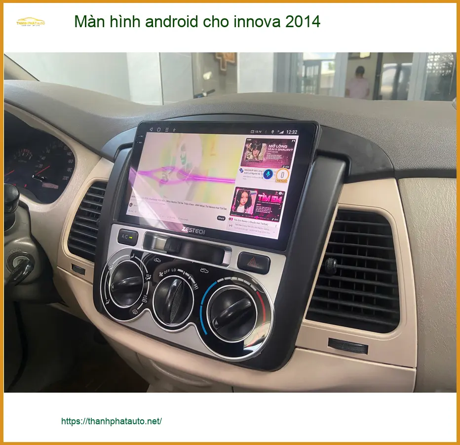 Chú Phước lắp màn hình Android cho Innova 2014 ở Quận 6 để tiện đường đi lại ảnh thực tế 2