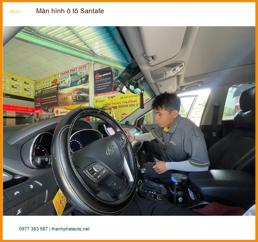 Chị Thảo lắp màn hình ô tô Santafe tại Quận Gò Vấp để có trải nghiệm lái tốt hơn ảnh thực tế 2