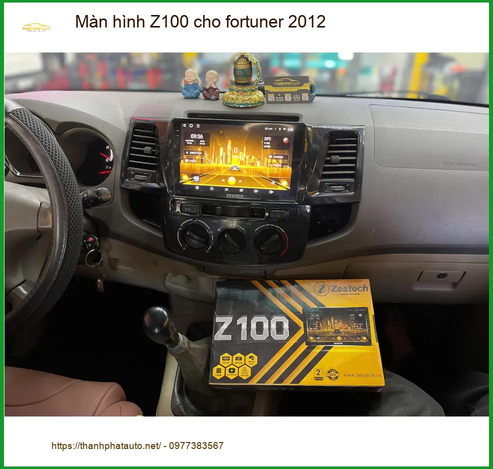 Chú Sơn lắp màn hình Z100 cho Fortuner 2012 ở Bình Chánh để nâng cấp tính năng ảnh thực tế 2
