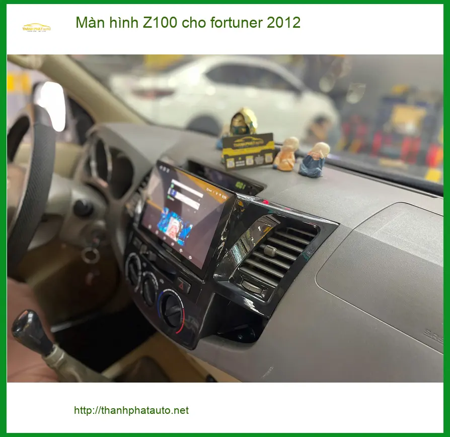 Chú Sơn lắp màn hình Z100 cho Fortuner 2012 ở Bình Chánh để nâng cấp tính năng ảnh thực tế 4