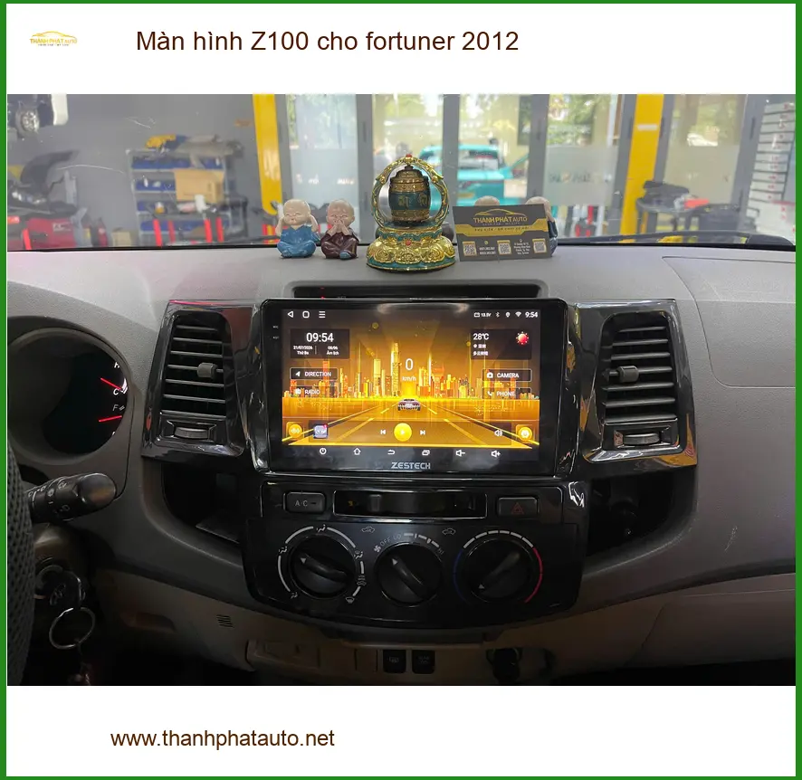 Anh Khang lắp màn hình Z100 cho Fortuner 2012 tại Quận 1, nâng cấp trải nghiệm ảnh thực tế 4