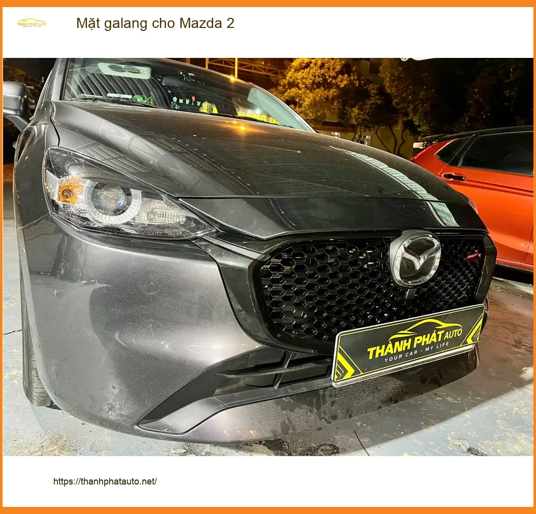 Anh Minh lắp mặt galang cho Mazda 2 tại Quận Thủ Đức để xe thêm phần đẳng cấp