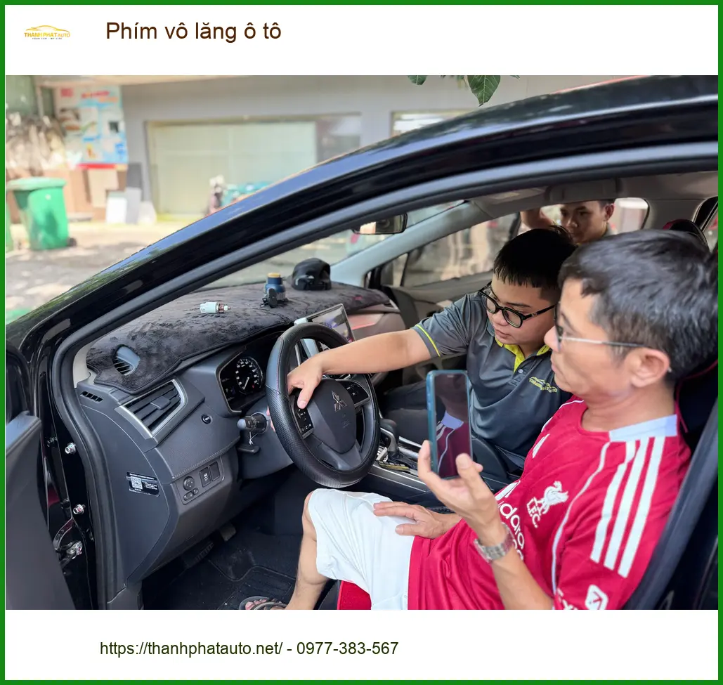 Anh Long lắp phím vô lăng ô tô cho Honda CR-V tại Quận Tân Bình để tiện điều khiển ảnh thực tế 2