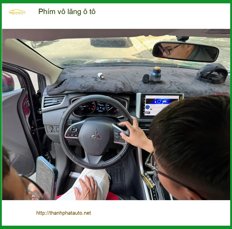 Anh Long lắp phím vô lăng ô tô cho Honda CR-V tại Quận Tân Bình để tiện điều khiển ảnh thực tế 3