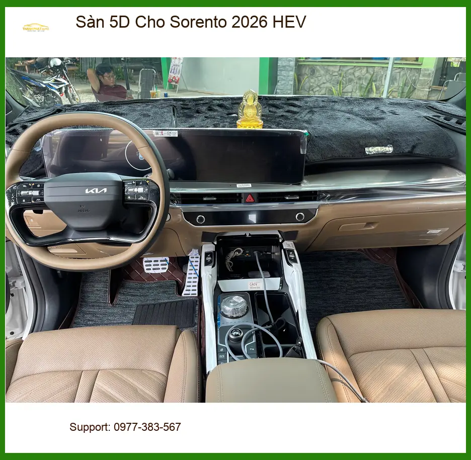 Anh Dũng lắp sàn 5D cho Sorento 2026 HEV tại Quận 9 giữ nội thất xe sạch sẽ ảnh thực tế 2