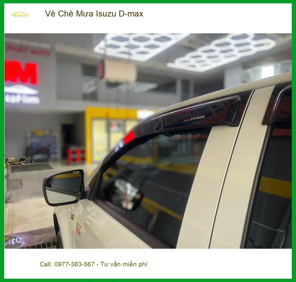 Chú Long lắp Vè Che Mưa Isuzu D-max ở Quận 5 tránh nước hắt vào xe ảnh thực tế 2