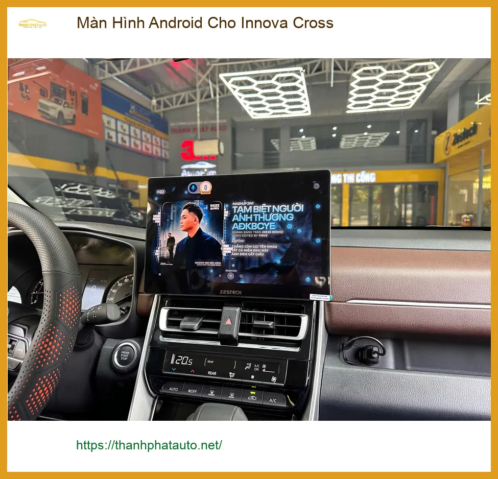 Anh Duy lắp Màn Hình Android cho Innova Cross tại Quận 9 để nâng cao tiện ích ảnh thực tế 2